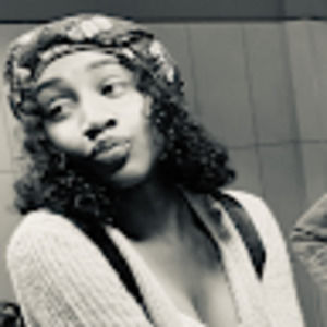 Meet your Posher, Eva